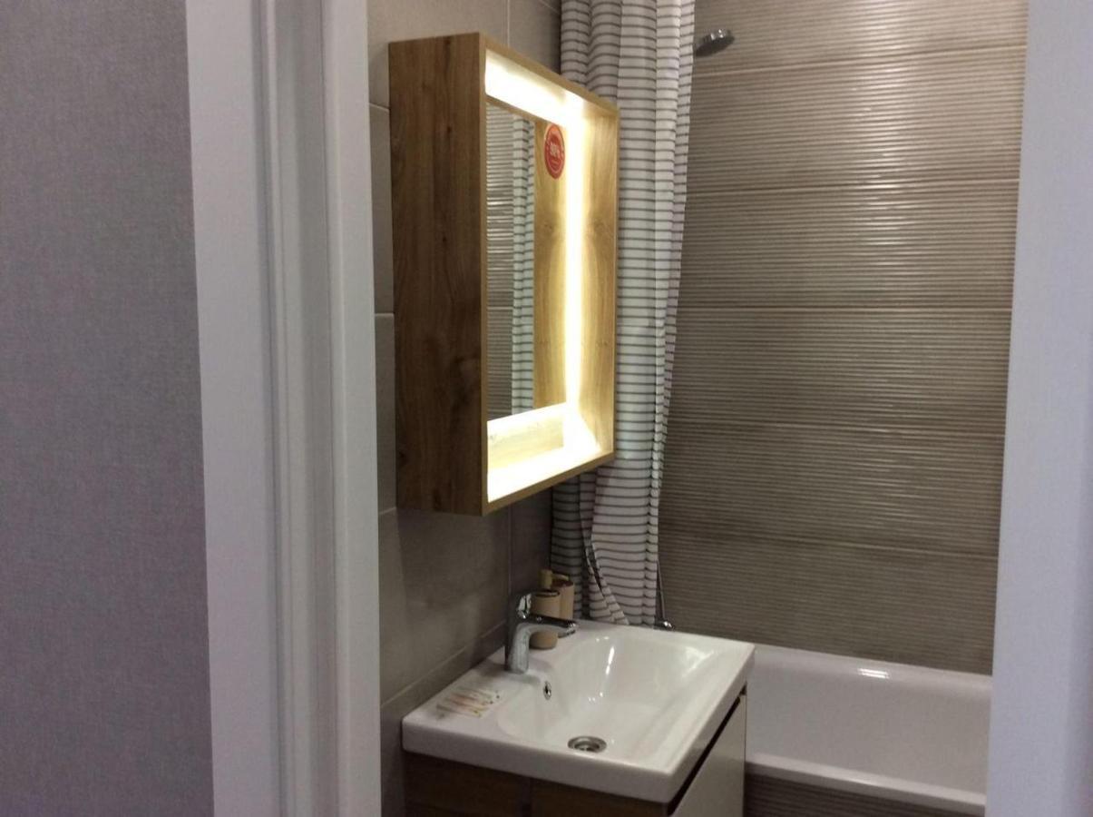 Smart Studio Galaxy 2 Floor Kiev Luaran gambar